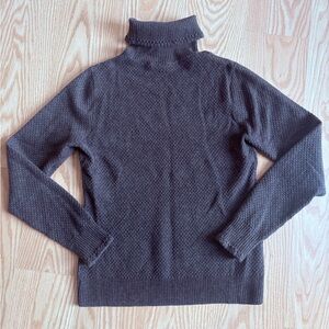 Brooks Brothers women’s brown cashmere turtleneck sweater Size M